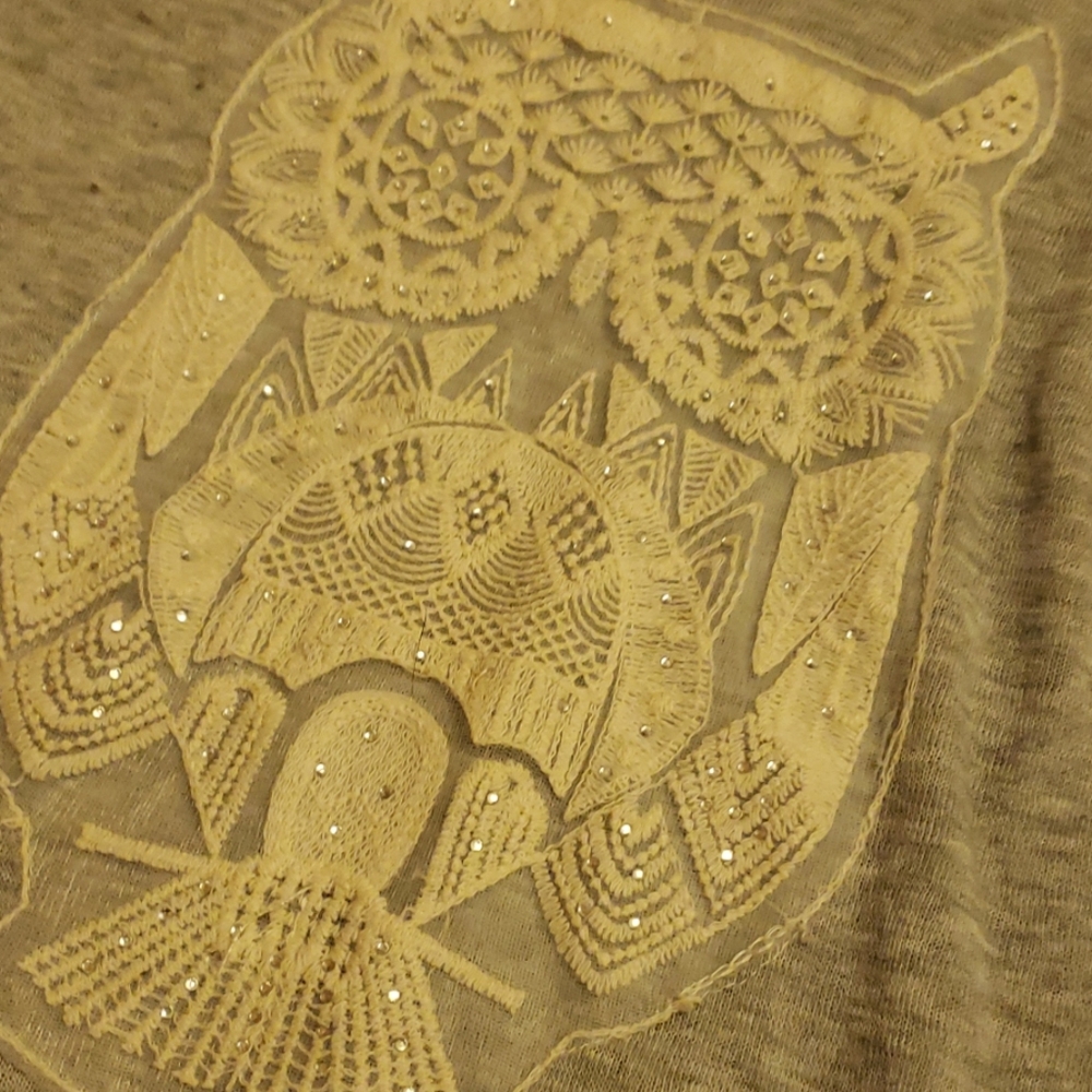 Shirt - Picture 2 of 3